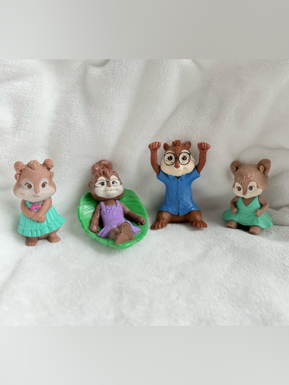 Alvin and the Chipmunks McDonald's Happy Meal Toy Figurines Lot of 4 Chipwrecked